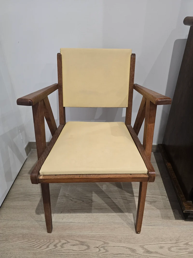 Fauteuil vintage moderniste – scandinave années 1950-1960