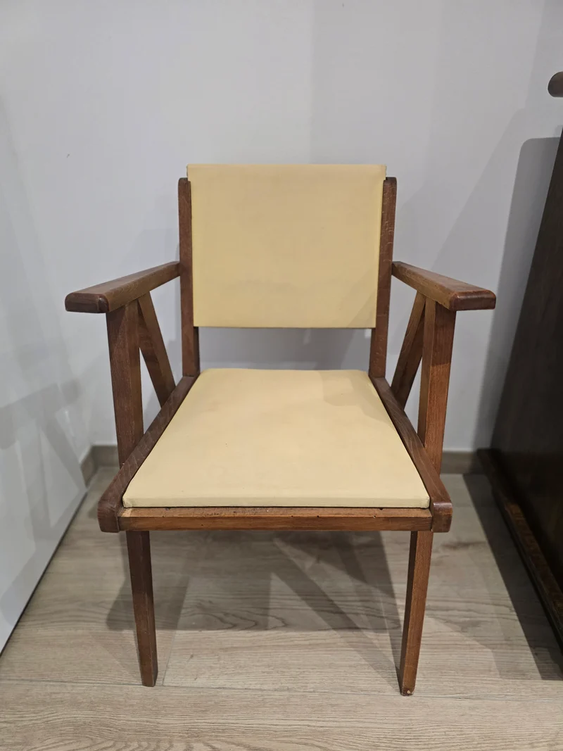 Fauteuil vintage moderniste – scandinave années 1950-1960
