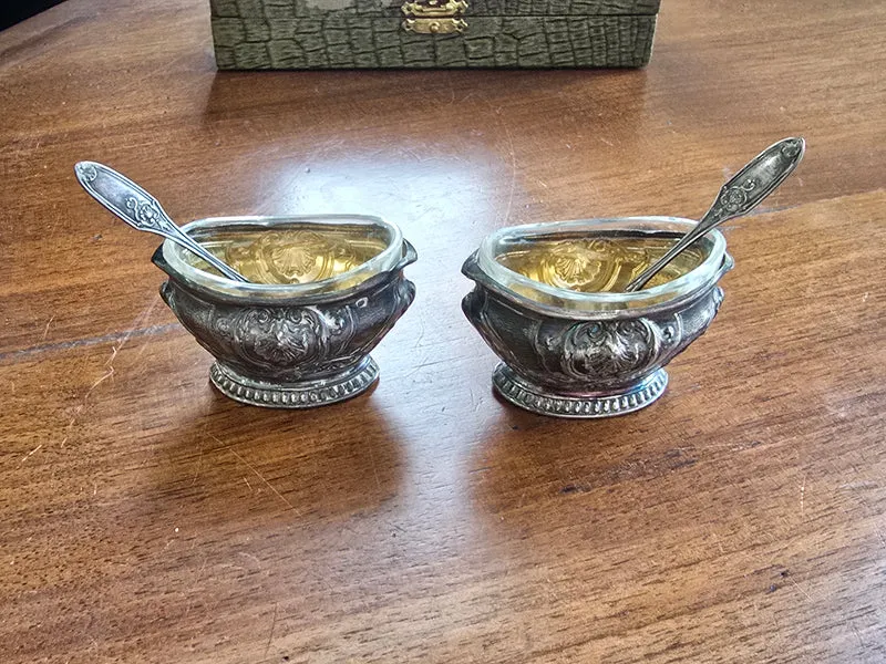 Paire de salerons en argent massif et cristal – écrin Perrusset, Nancy