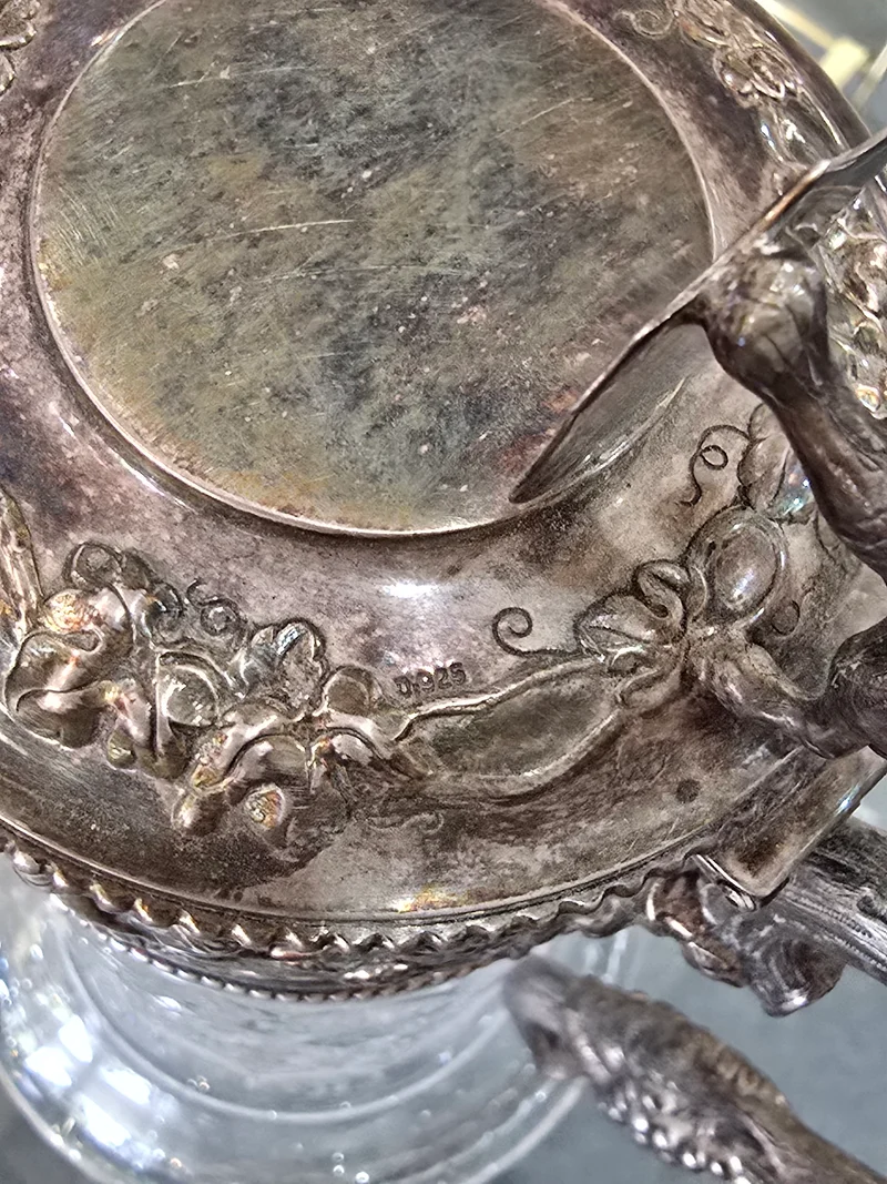 Importante carafe à vin en cristal taillé et argent massif 925/1000, maison Topázio