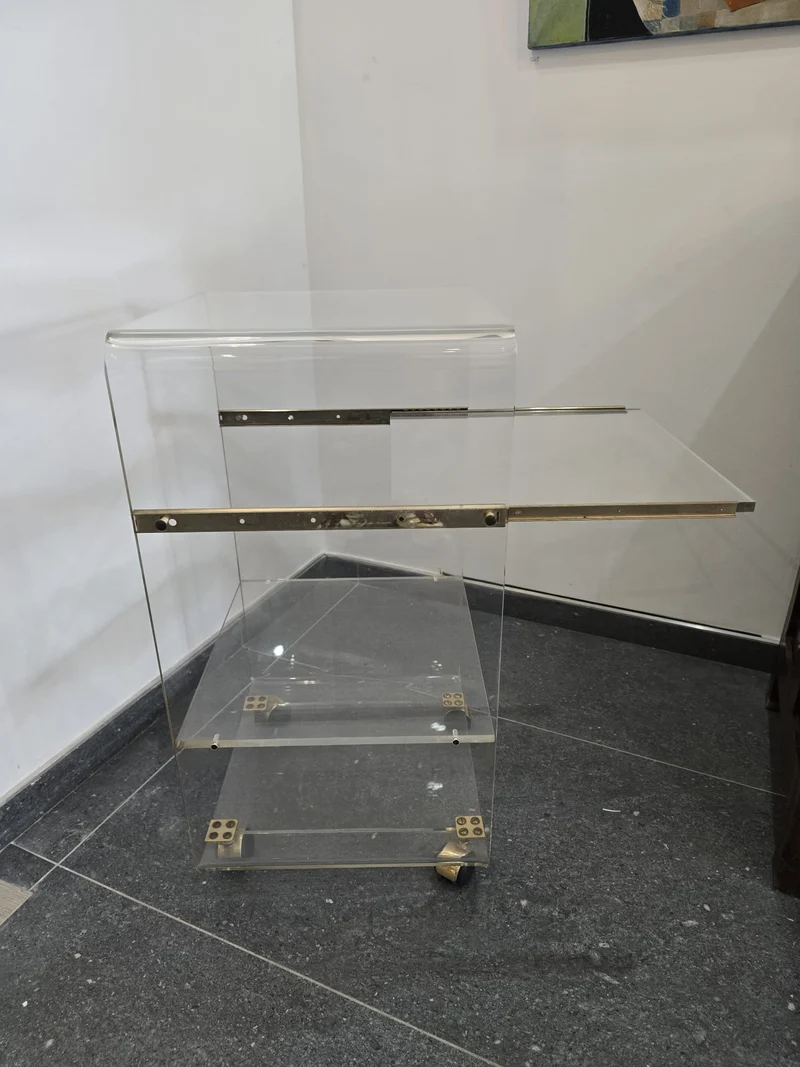 Desserte roulante en plexiglas – Marais International – années 1970-1980