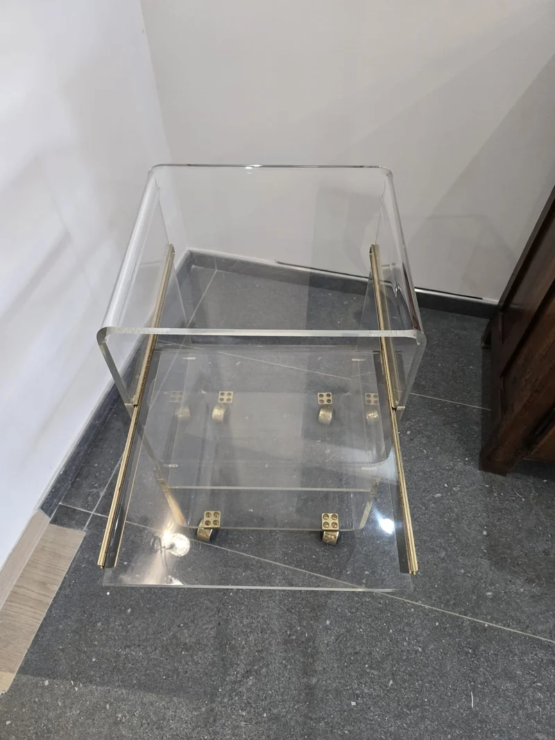 Desserte roulante en plexiglas – Marais International – années 1970-1980
