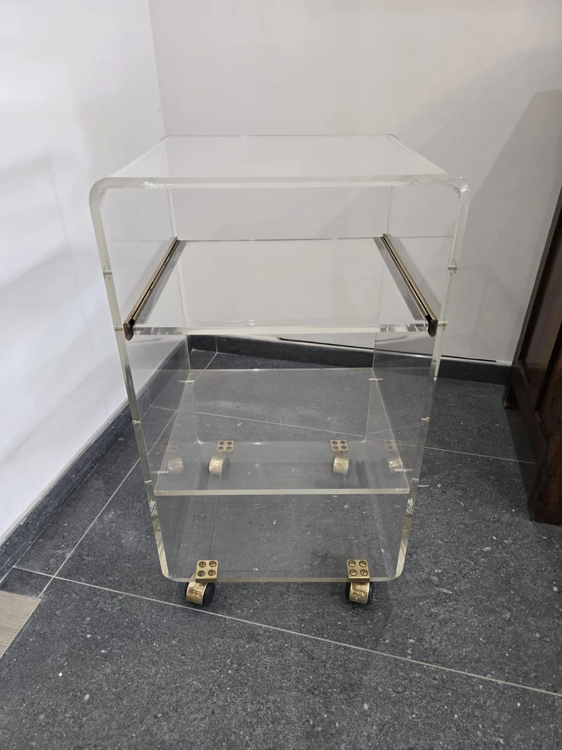 Desserte roulante en plexiglas – Marais International – années 1970-1980