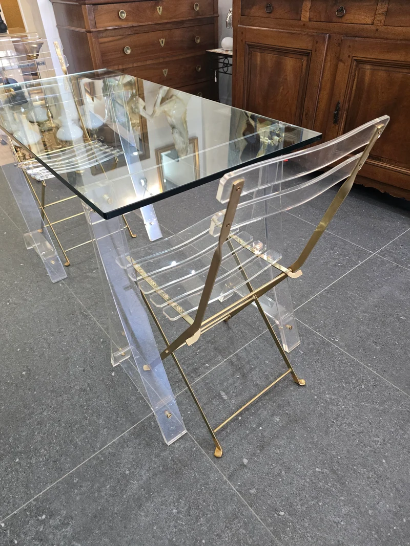 Marais International – Table & 2 chaises « Les Invisibles de Marais »