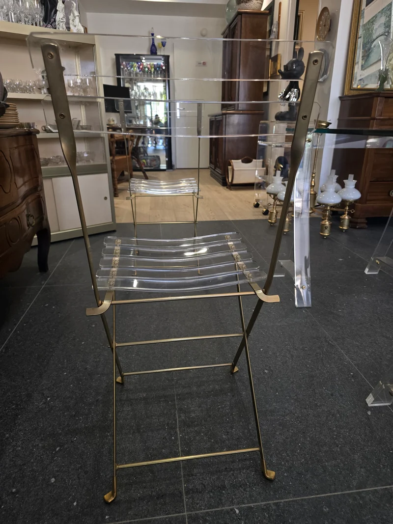 Marais International – Table & 2 chaises « Les Invisibles de Marais »