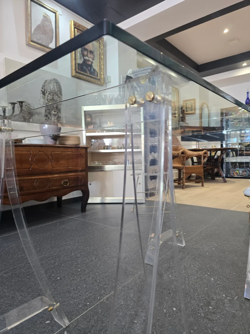 Marais International – Table & 2 chaises « Les Invisibles de Marais »