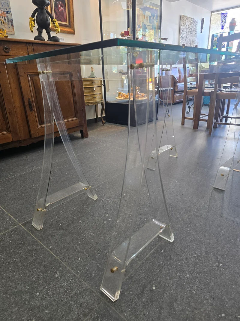 Marais International – Table & 2 chaises « Les Invisibles de Marais »