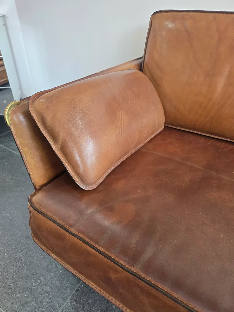 Salon Roche Bobois vintage années 80 – Cuir de buffle cognac – 2 canapés + pouf