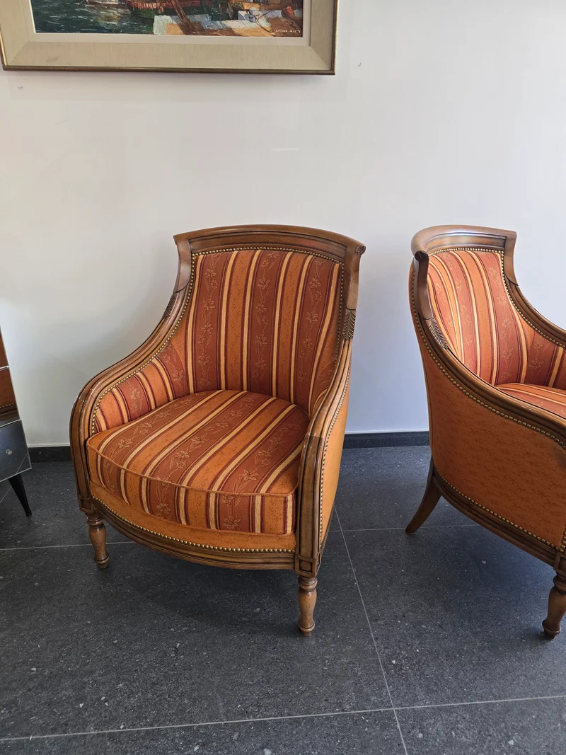 Paire de fauteuils bergères de grande qualité – Manufacture SE