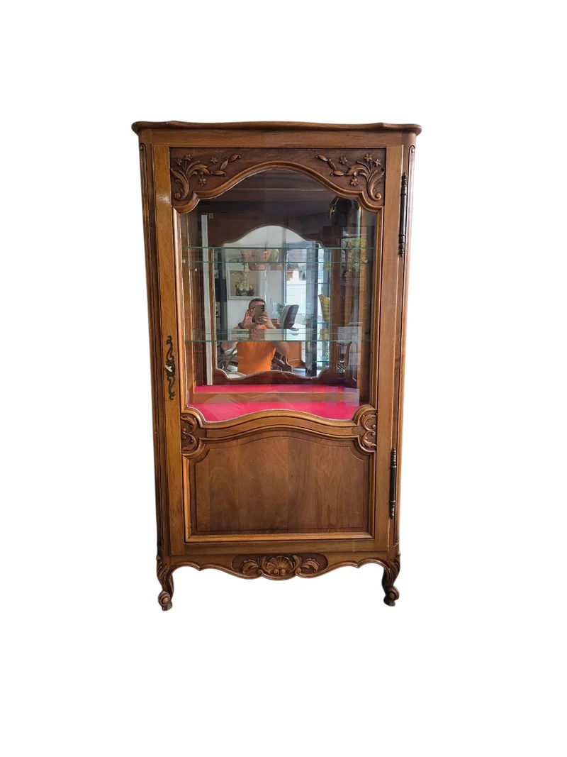 Vitrine de style Louis XV – Fabrication française UNIFA