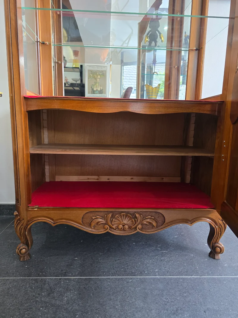 Vitrine de style Louis XV – Fabrication française UNIFA