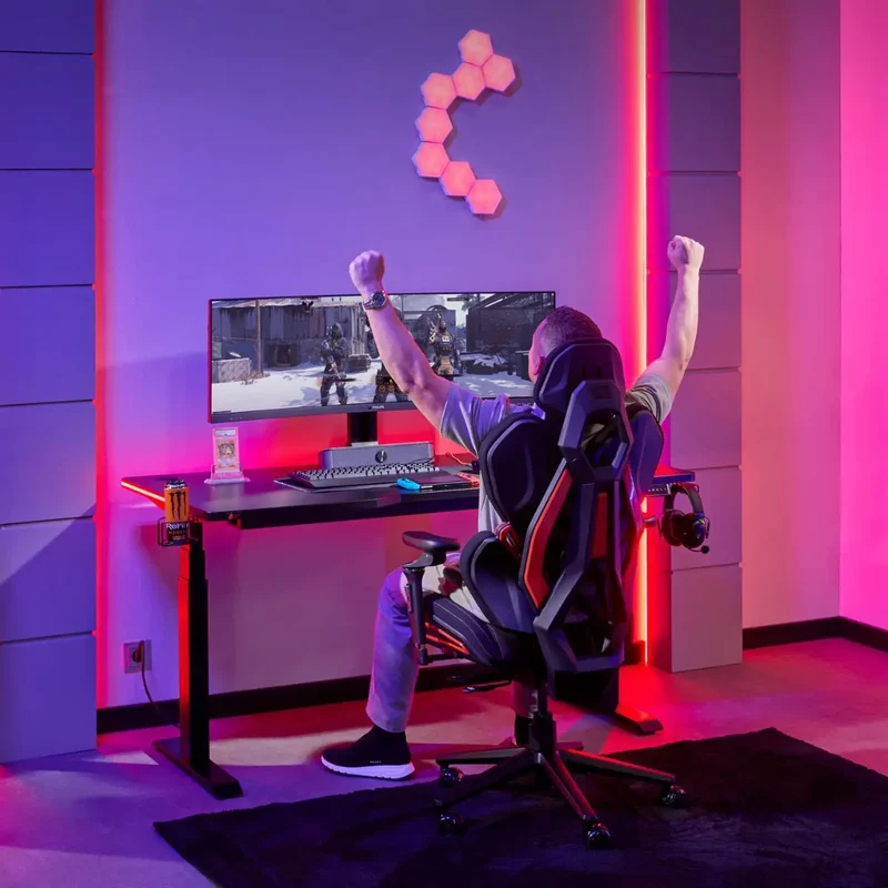 Bureau gaming assis debout électrique GamingDesk pour gamers exigeants