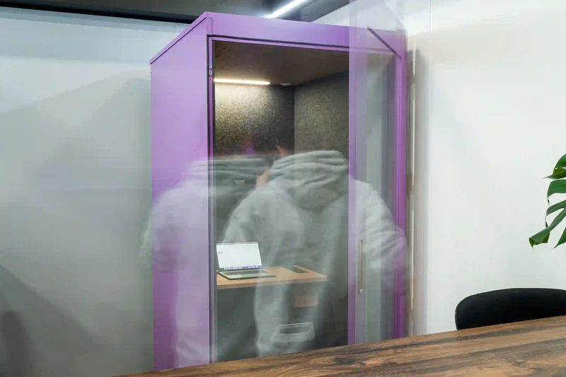 Cabine acoustique de bureau 1 personne assis
