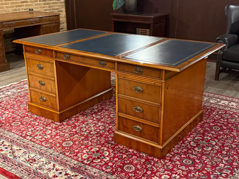 Vintage bureau, klassiek Engels bureau, Heldense, 668
