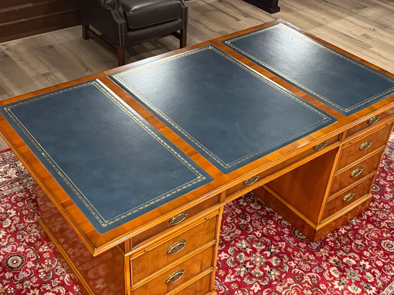 Vintage bureau, klassiek Engels bureau, Heldense, 668