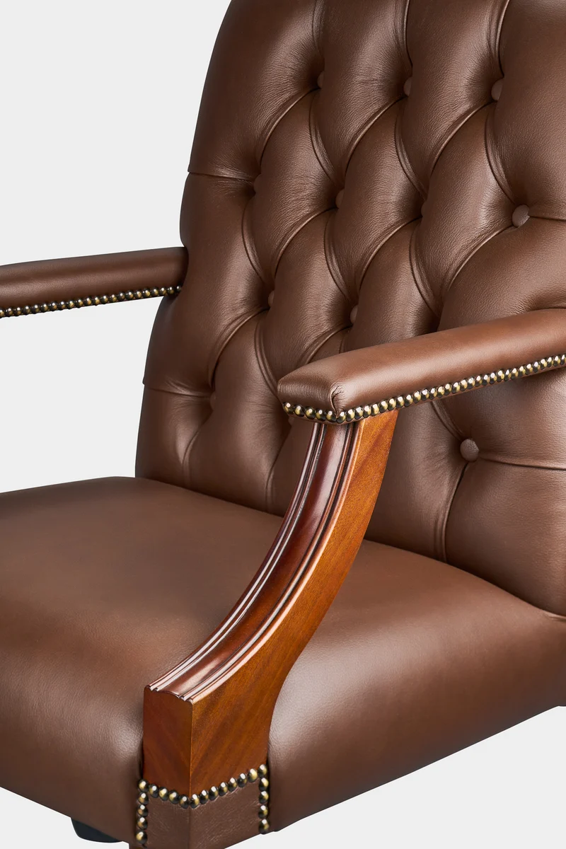 Gainsborough Chair Peru - Chesterfield