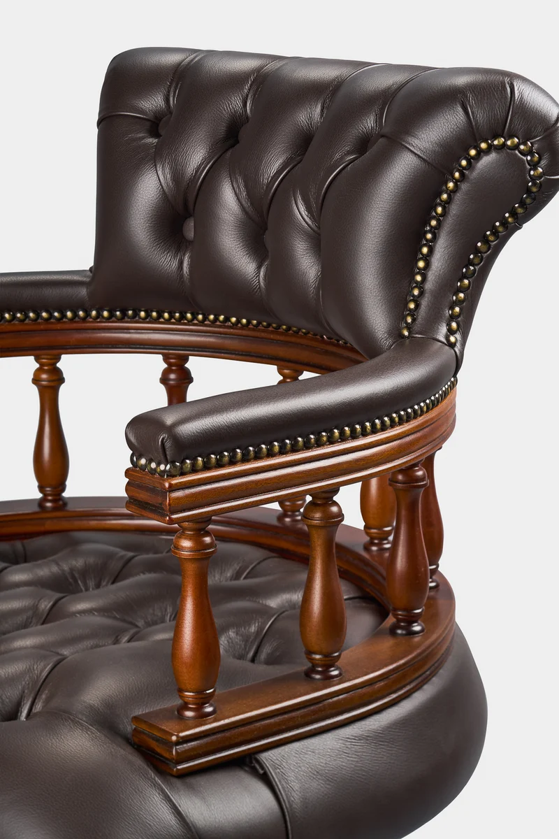 Captain's Chair Catalan - Chesterfield
