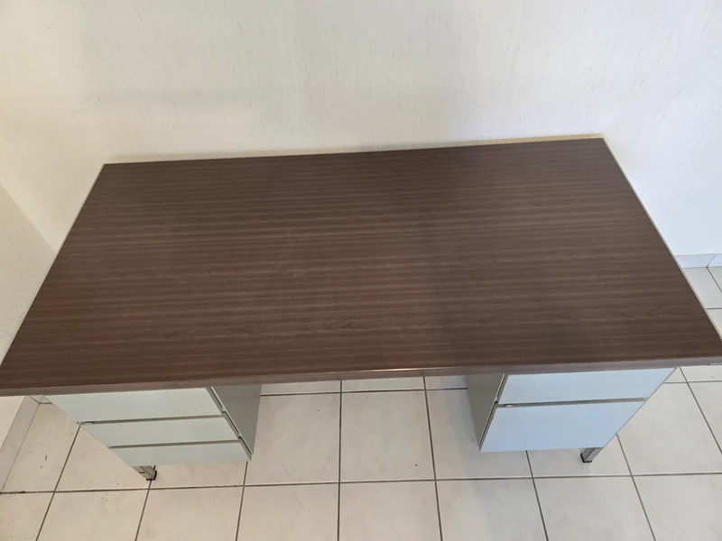 Bureau vintage VINCO années 70 – métal chromé et plateau bois – 170 cm