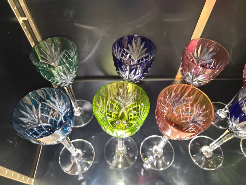 12 coupes / verres colorés Saint-Louis modèle Chantilly
