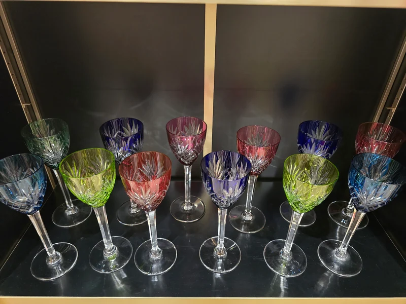 12 coupes / verres colorés Saint-Louis modèle Chantilly