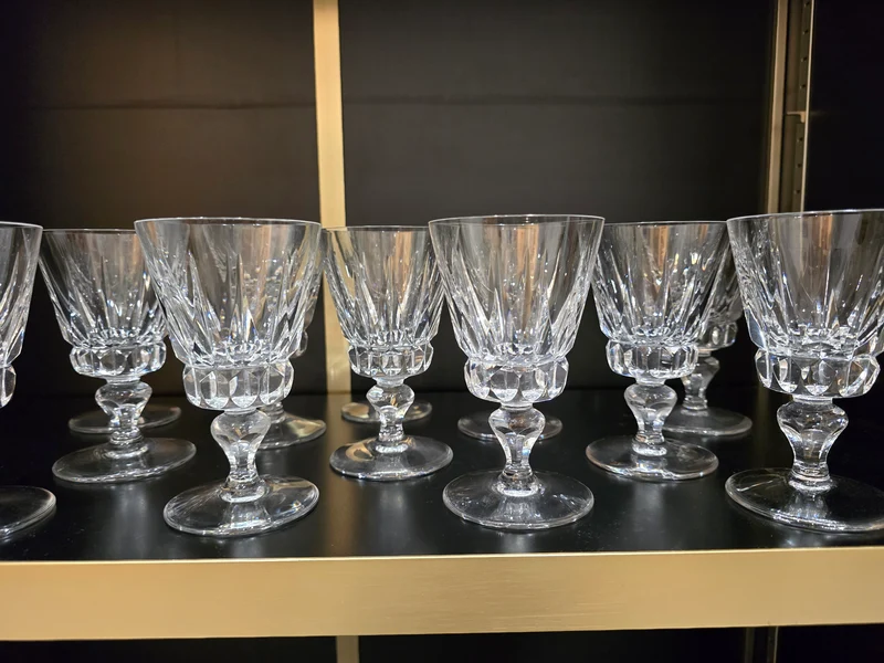 12 verres à eau Saint-Louis modèle Guernesey en cristal taillé