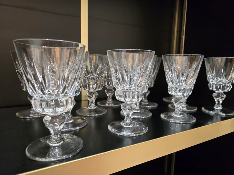 12 verres à eau Saint-Louis modèle Guernesey en cristal taillé