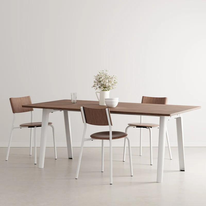 Table à manger NEW MODERN - noyer éco-certifié