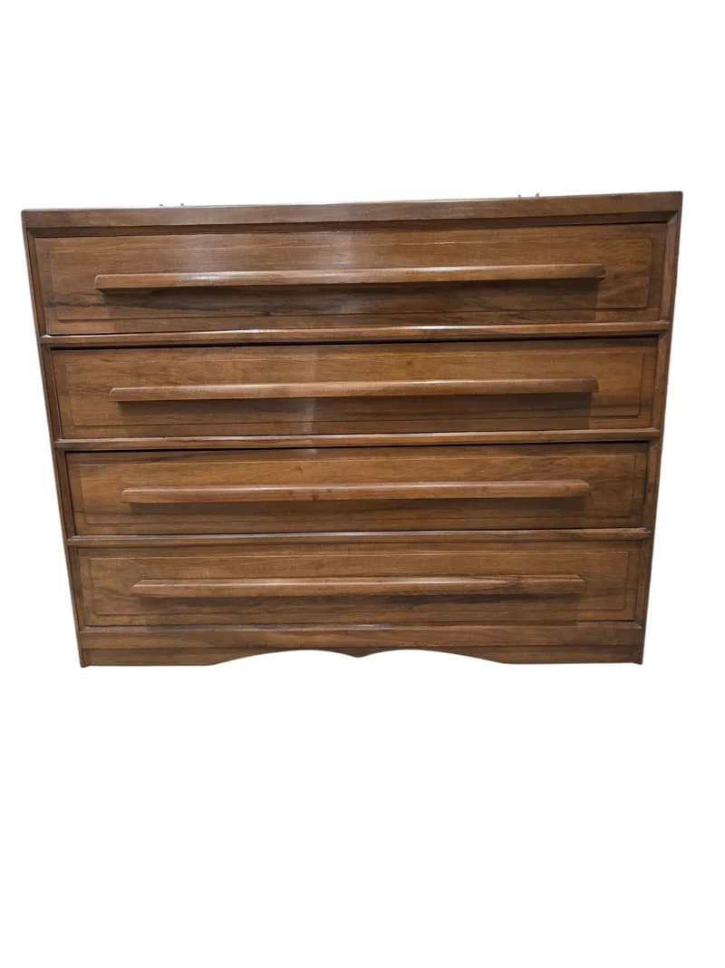Grande Commode 4 Tiroirs en Noyer