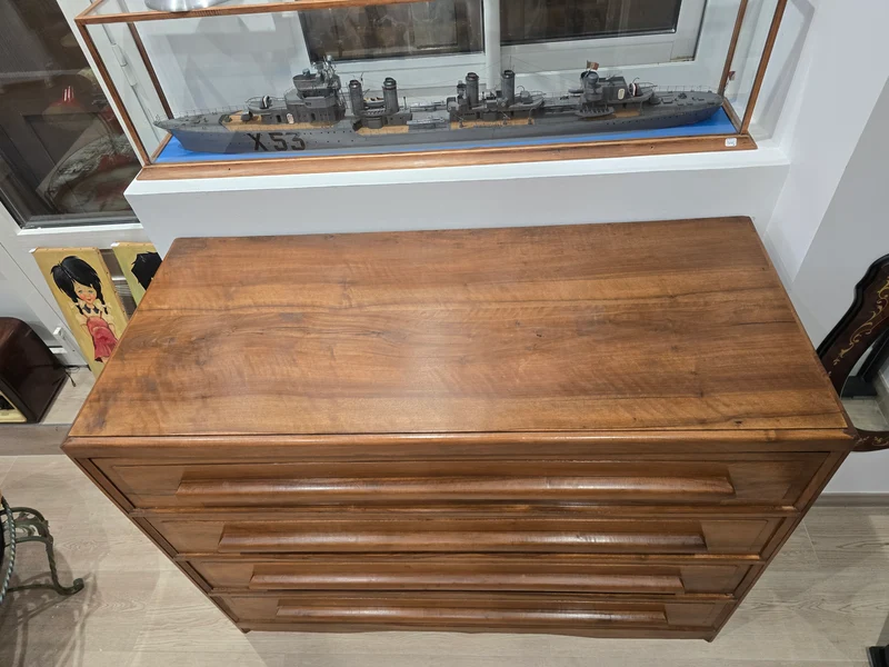 Grande Commode 4 Tiroirs en Noyer