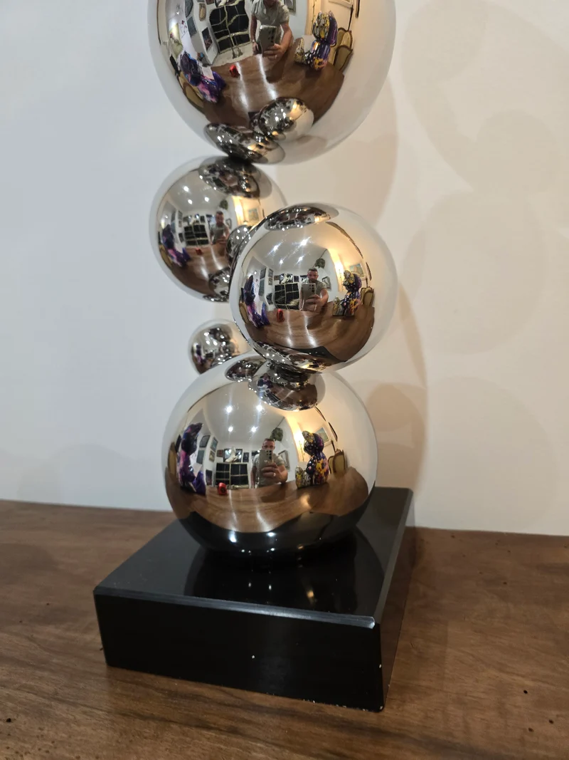 Sculpture Design boule Chromée – 59 cm
