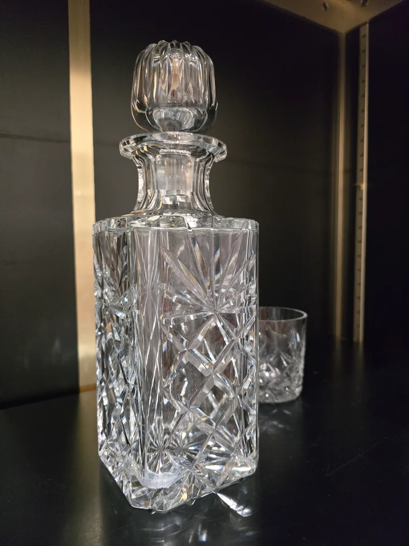 Service à whisky – carafe et 4 verres en cristal