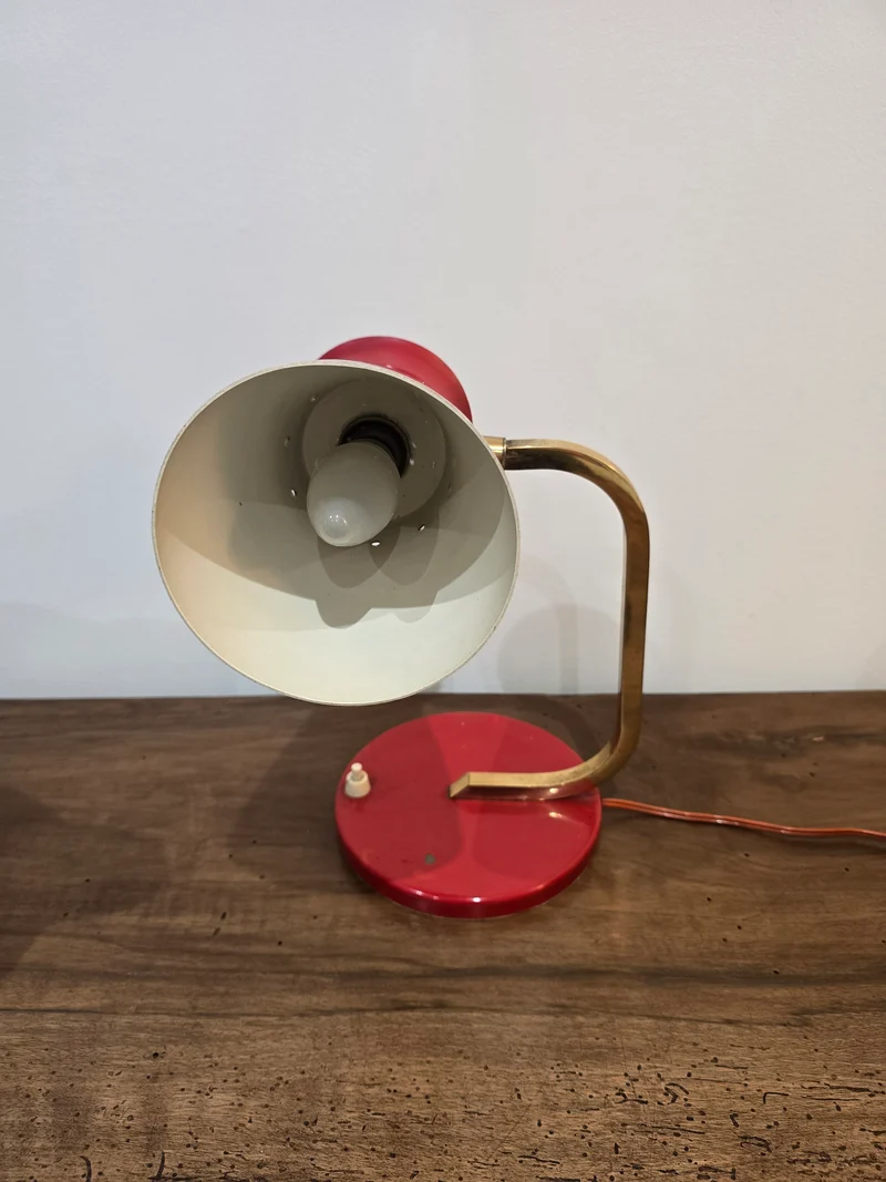 Lampe de bureau vintage style diabolo, rouge et laiton – années 50/60