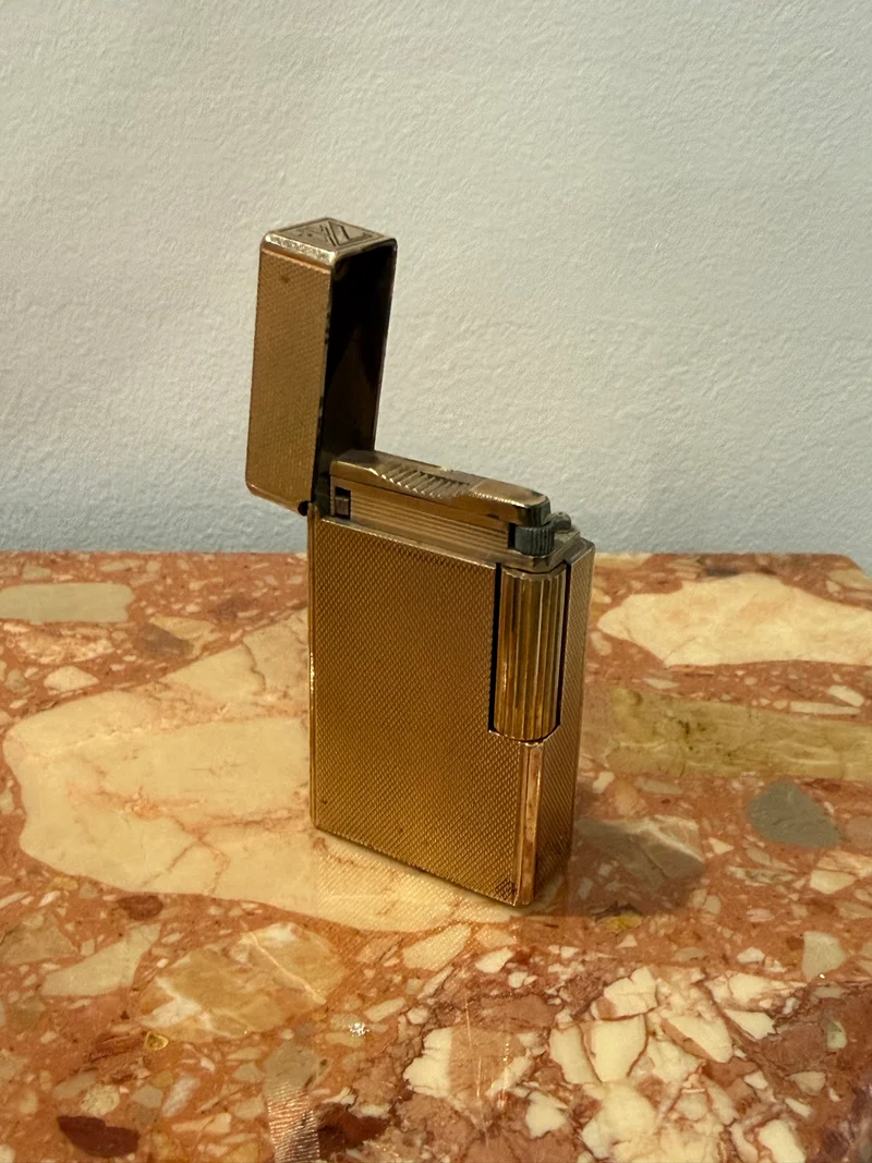 Briquet vintage S.T. Dupont Paris plaqué or 20 microns – Réf. 014AAE