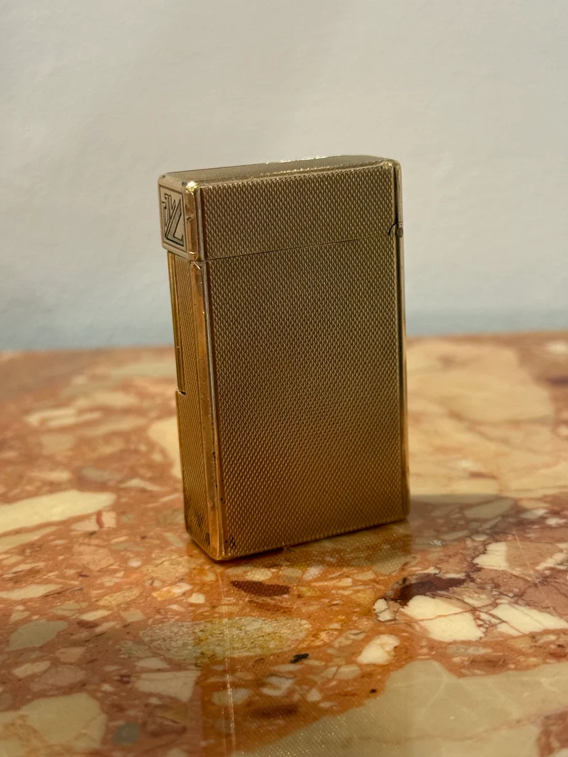 Briquet vintage S.T. Dupont Paris plaqué or 20 microns – Réf. 014AAE