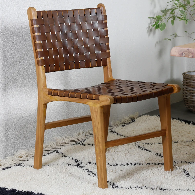 Chaise de salle à manger en cuir marron
