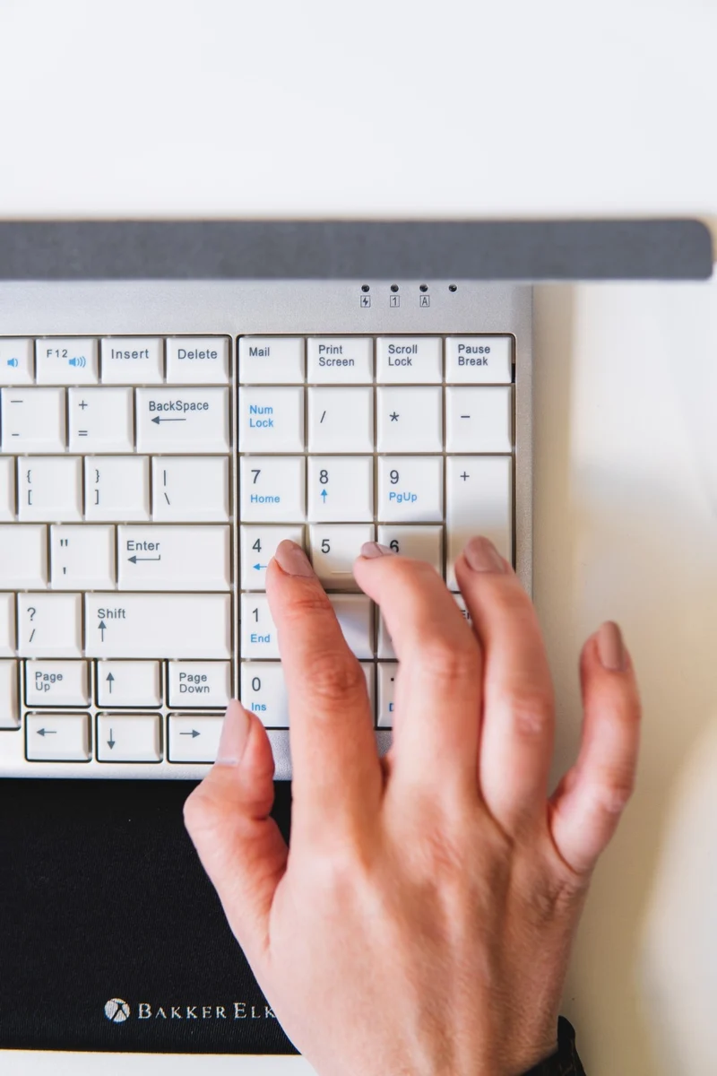 Clavier compact ergonomique UltraBoard 960