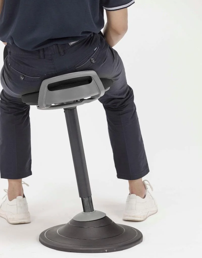 Tabouret ergonomique à assise dynamique