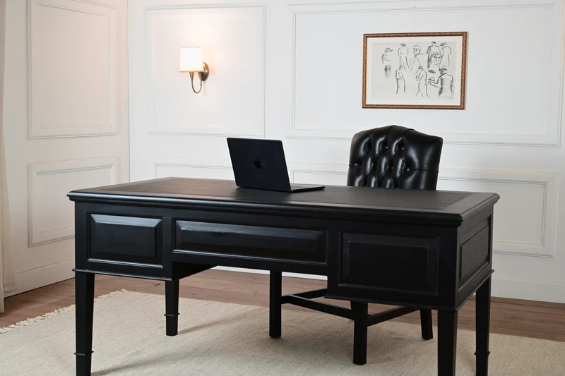 York Grande 160x80 - klassieke Engelse schrijftafel - zwart - Messing grepen - mahoniehout