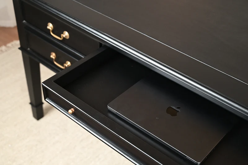 York Grande 185x95 - klassieke Engelse schrijftafel - zwart- Gouden grepen - mahoniehout