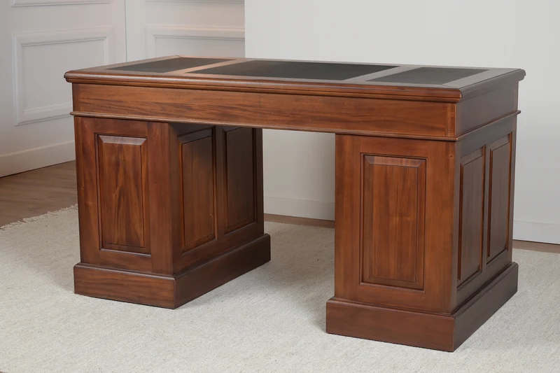 Regent 140x70 Amber, klassiek Engels bureau, massief mahoniehout