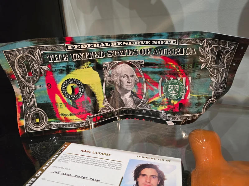 œuvre « one dollar street palm » – karl lagasse