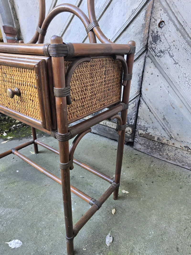 Coiffeuse en bambou et rotin avec miroir – style exotique années 1960 / 1970