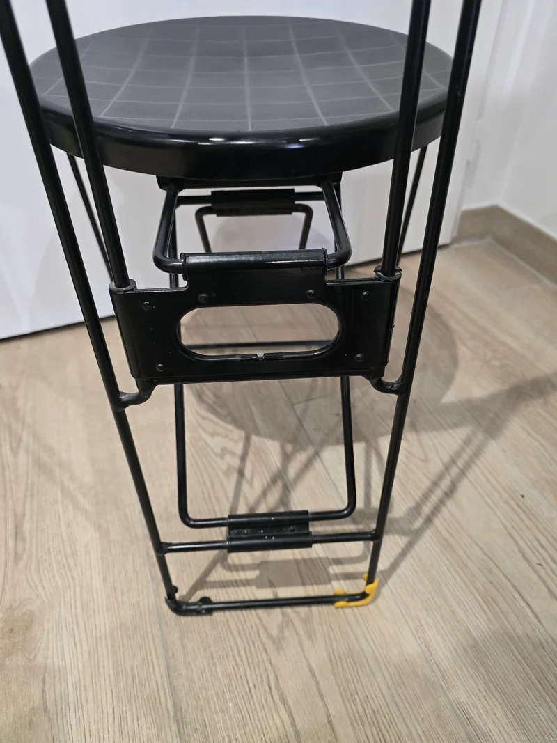 Chaise pliante CRICKET – Andries Van Onck pour Magis – Made in Italy