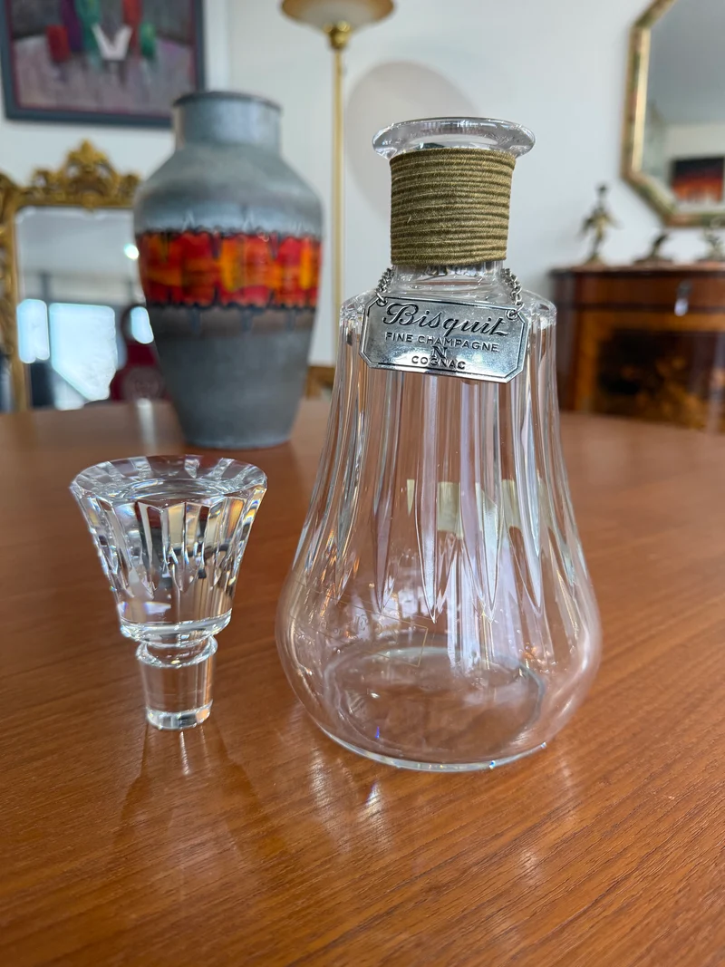 Carafe en cristal Baccarat pour Cognac Bisquit Fine Champagne – 26 cm – Modèle à côtes verticales