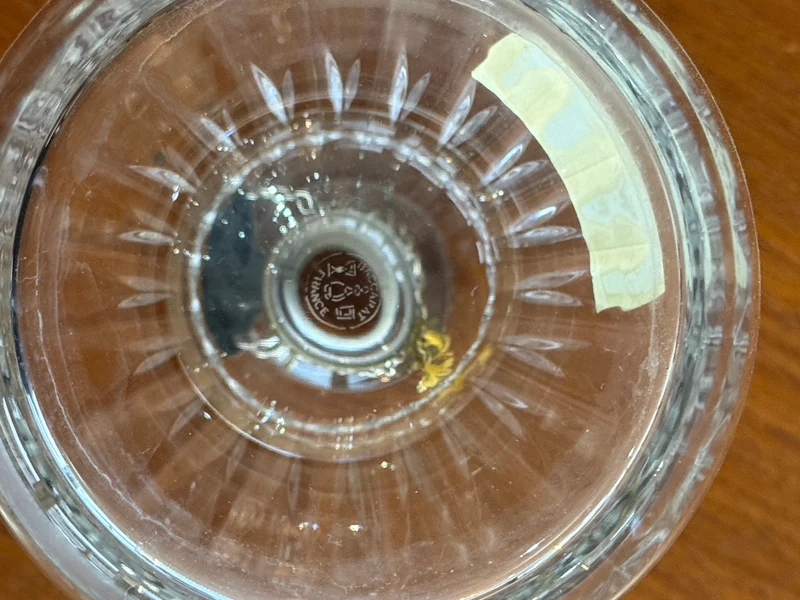 Carafe en cristal Baccarat pour Cognac Bisquit Fine Champagne – 26 cm – Modèle à côtes verticales