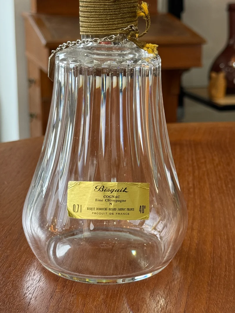 Carafe en cristal Baccarat pour Cognac Bisquit Fine Champagne – 26 cm – Modèle à côtes verticales