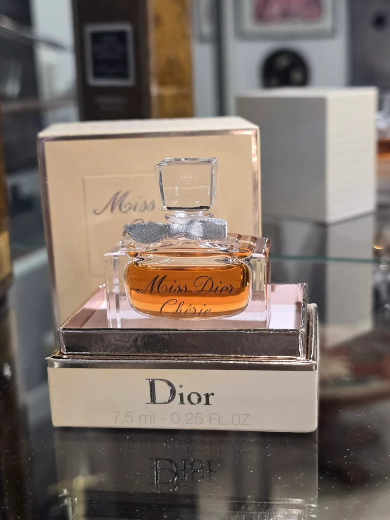 Miniature parfum Miss Dior Chérie 2004 – 7,5 ml – Dior – Flacon avec boîte
