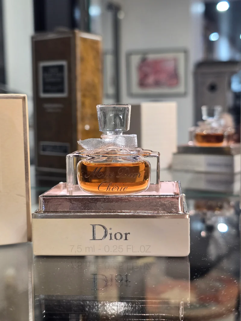 Miniature parfum Miss Dior Chérie 2004 – 7,5 ml – Dior – Flacon avec boîte