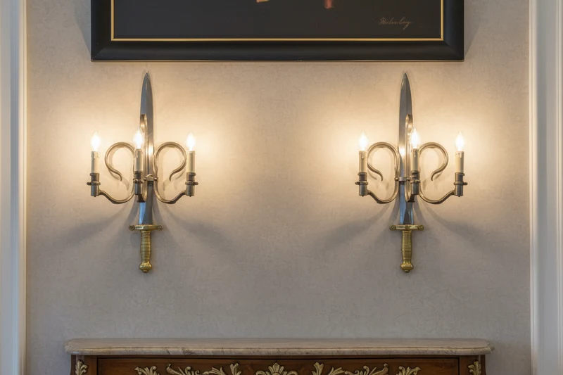 Paire d’appliques murales baïonnette – Pièce unique, XIXe siècle
