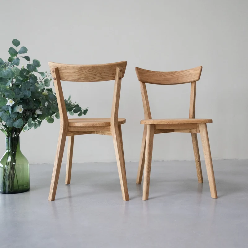 Lot de 2 ou 4 chaises de salle à manger en chêne massif VICTORIA | NordicStory
